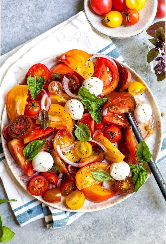 Minute Simple Tomato Salad: Quick Summer Side or Main Meal